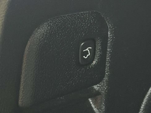 Used 2021 Jeep Grand Cherokee Limited image 7