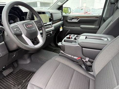 New 2026 GMC Sierra 1500 Elevation w/ X31 Off-Road Package AWD/4WD image 17