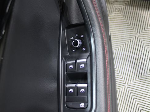 Used 2018 Audi A4 2.0T Premium Plus w/ Premium Plus Package image 7