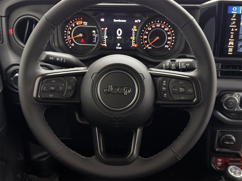 New 2025 Jeep Wrangler Unlimited Rubicon image 12