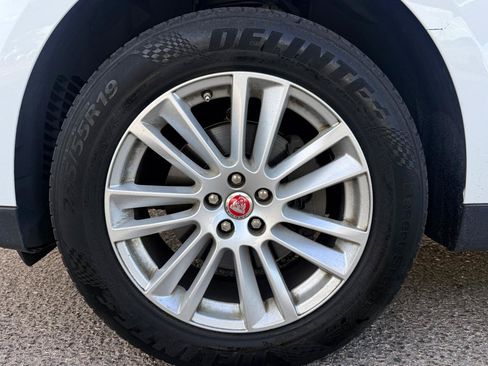 Used 2018 Jaguar F-PACE Prestige AWD/4WD image 9