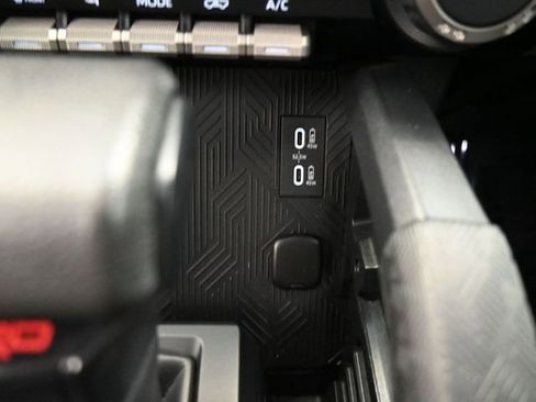 Used 2024 Toyota Tacoma TRD Sport RWD image 16