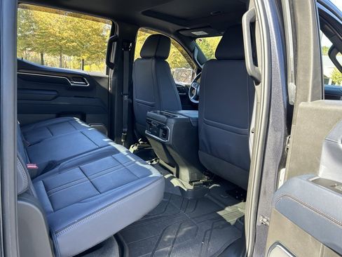 Used 2024 Chevrolet Silverado 1500 High Country image 53