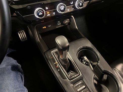 Used 2023 Honda Civic Sport image 28