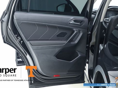 Used 2023 Volkswagen Tiguan SE image 56