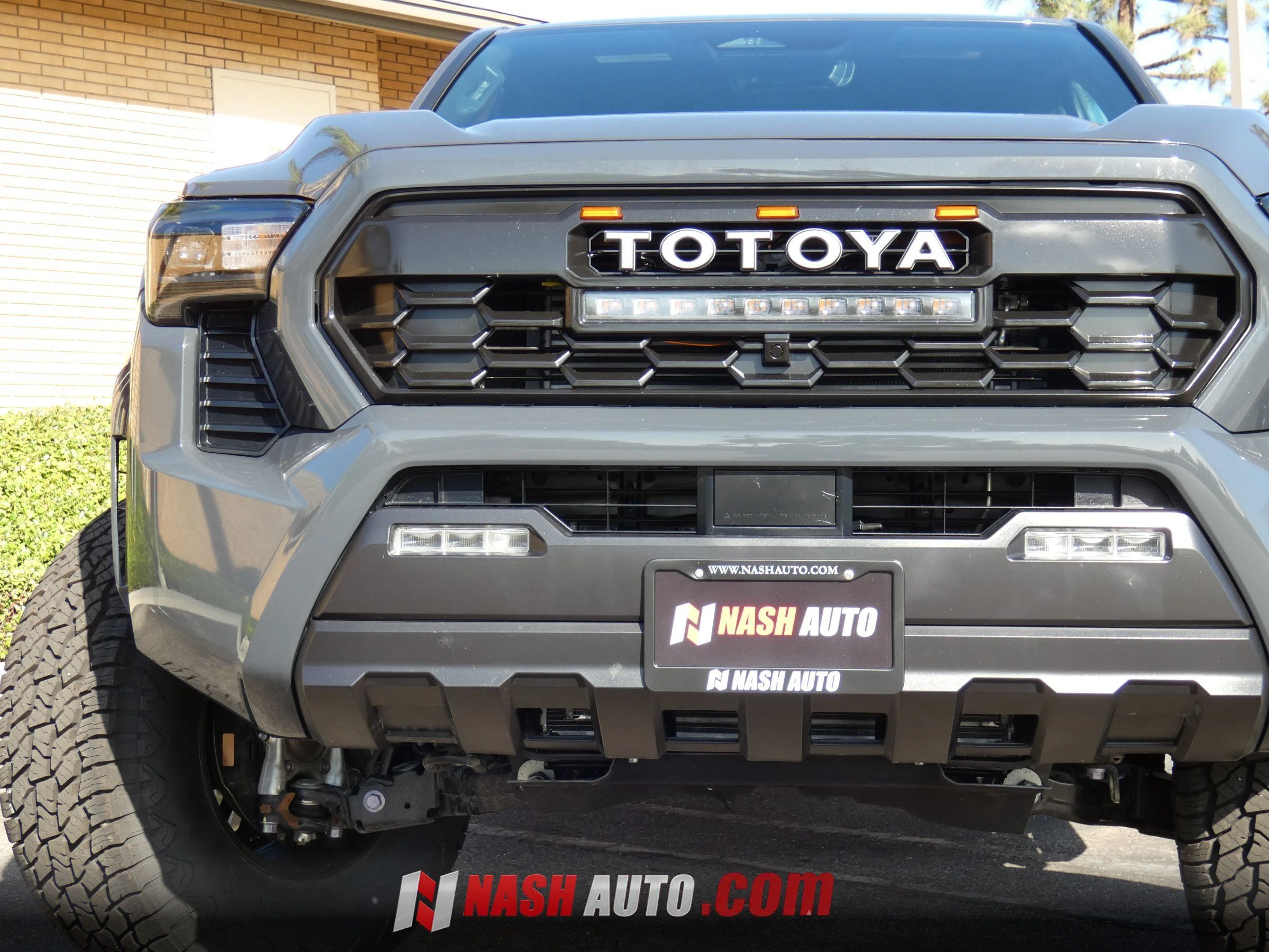 Used 2026 Toyota Tacoma SR5 RWD image 16