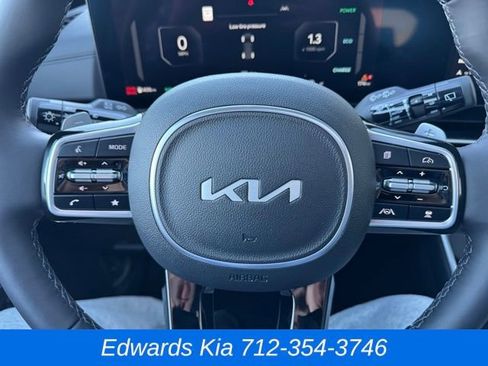 New 2026 Kia Carnival SX Prestige FWD image 25