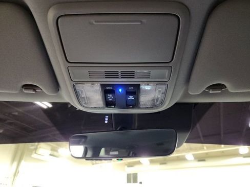 Used 2022 Honda Pilot Special Edition image 17