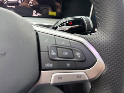 New 2026 Volkswagen Tiguan SE R-Line image 37