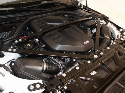 Used 2023 BMW M4 xDrive Competition image 89