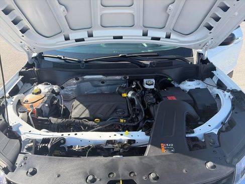 Used 2024 Chevrolet Trax LS FWD image 27