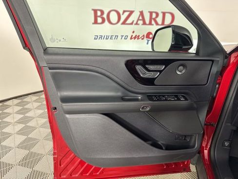 New 2025 Lincoln Aviator Reserve w/ Illumination Package image 15