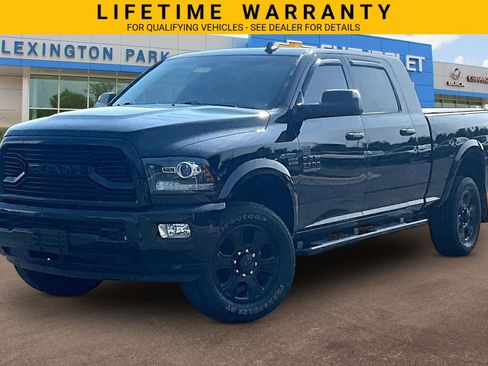 Used 2018 RAM 2500 Laramie w/ Sport Appearance Group AWD/4WD image 2