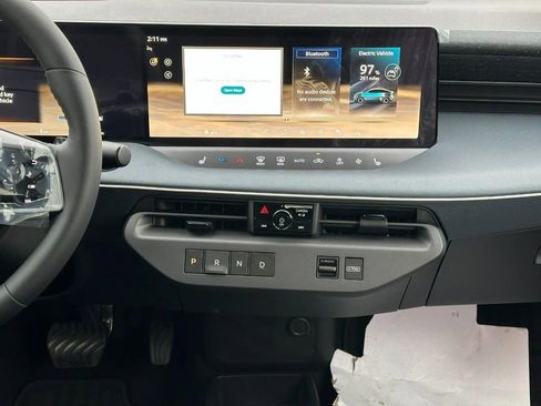 New 2026 Nissan Leaf Platinum+ w/ Cargo Package (Platinum+) image 8