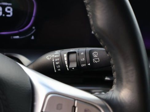 Used 2025 Kia Telluride S image 33