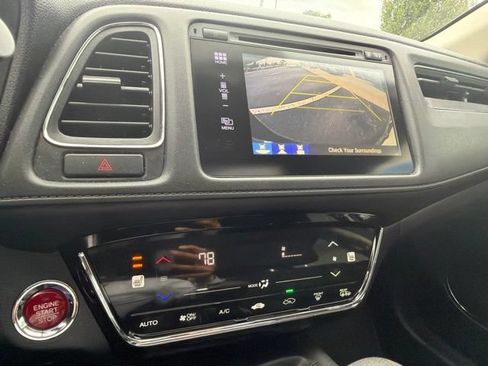Certified 2017 Honda HR-V EX image 19
