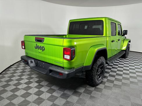 New 2025 Jeep Gladiator Sport image 17