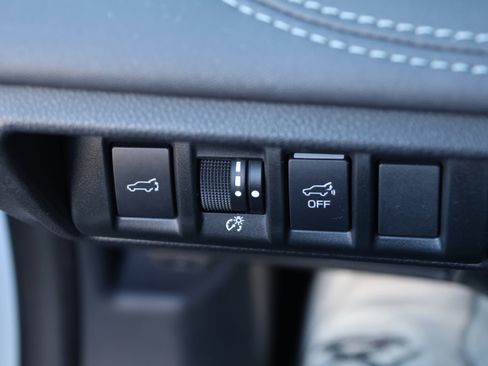 Used 2020 Subaru Outback Touring XT image 15