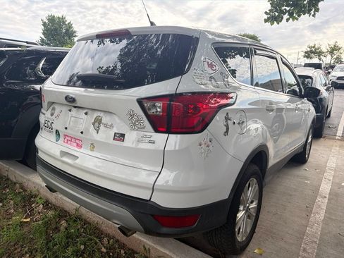 Used 2019 Ford Escape SE AWD/4WD image 5