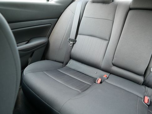 Certified 2023 Nissan Altima 2.5 SV w/ SV Premium Package AWD/4WD image 12