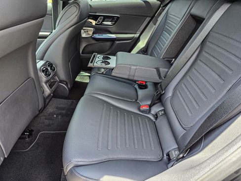 New 2025 Mercedes-Benz GLC 350e 4MATIC image 27