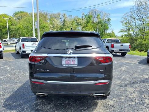 Used 2024 Buick Enclave Essence w/ Sport Touring Edition FWD image 8