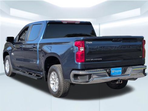 Used 2021 Chevrolet Silverado 1500 LT RWD image 3