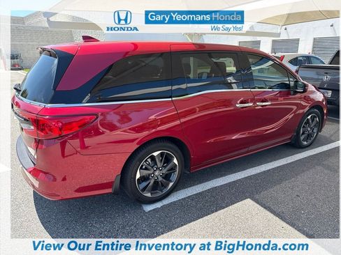Used 2024 Honda Odyssey Elite image 5