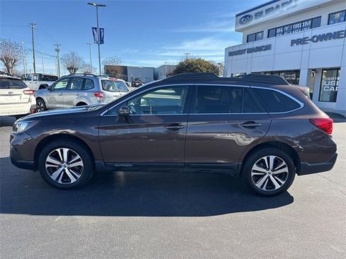 Used 2019 Subaru Outback 2.5i Limited image 2