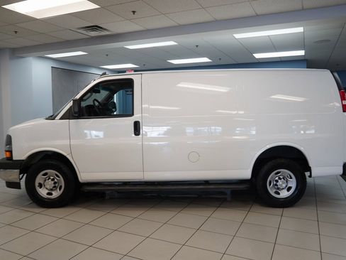 Used 2021 Chevrolet Express 2500 Work Van 3D Cargo Van w/ Driver Convenience Package image 2