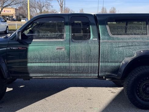 Used 2003 Toyota Tacoma 4x4 Xtracab V6 image 4