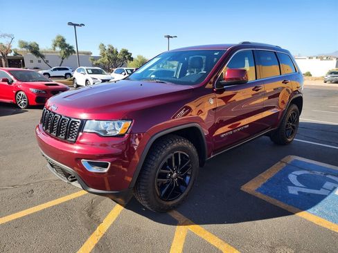 Used 2020 Jeep Grand Cherokee Laredo w/ Quick Order Package 2BN North AWD/4WD image 7