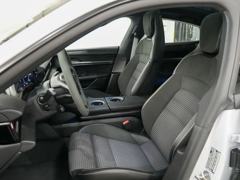 Certified 2025 Porsche Taycan AWD/4WD image 5