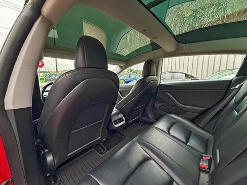 Used 2018 Tesla Model 3 Long Range image 12
