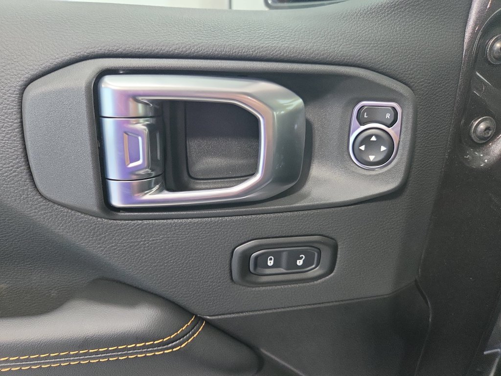 New 2027 Jeep Wrangler Unlimited Sahara AWD/4WD image 18