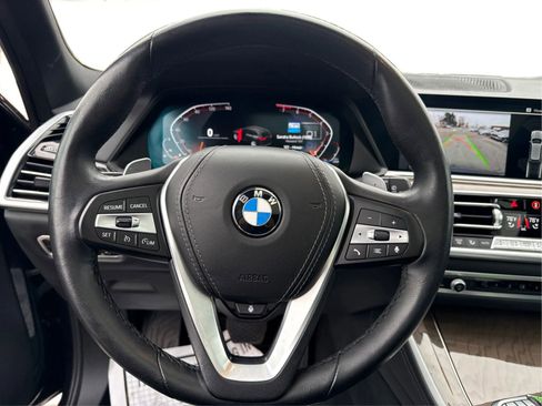 Used 2022 BMW X5 xDrive40i w/ Premium Package image 16