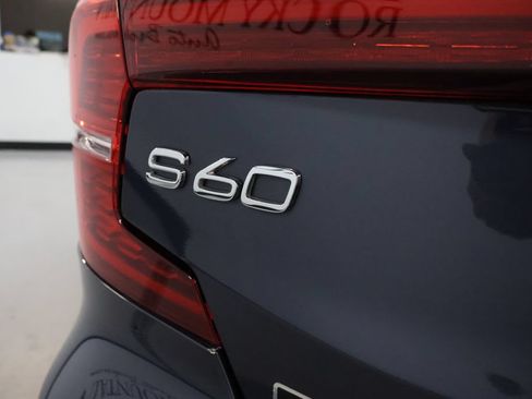 Used 2023 Volvo S60 B5 Core AWD/4WD image 10