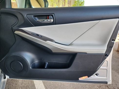 Used 2014 Lexus IS 250 AWD w/ Luxury Package w/Gray Wood image 60