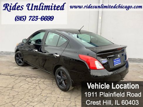 Used 2013 Nissan Versa SV w/ Convenience Pkg image 4