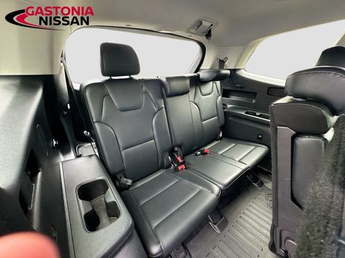 Used 2020 Kia Telluride S w/ S 8 Passenger Seating Package FWD image 35