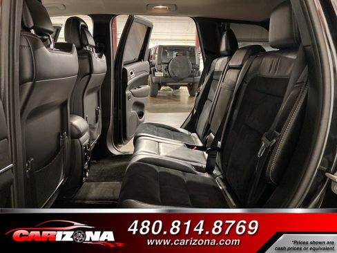 Used 2012 Jeep Grand Cherokee SRT8 w/ Luxury Group II image 7