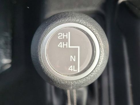 Used 2023 Jeep Gladiator Overland image 23