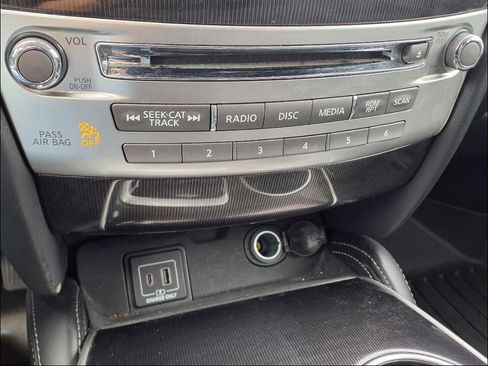 Used 2019 INFINITI QX60 Luxe w/ Essential Package image 31