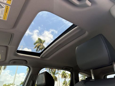 Certified 2022 Honda CR-V Touring image 27