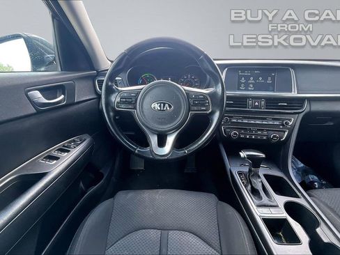 Used 2017 Kia Optima Premium FWD image 2