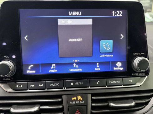 Used 2025 Nissan Altima 2.5 S FWD image 16