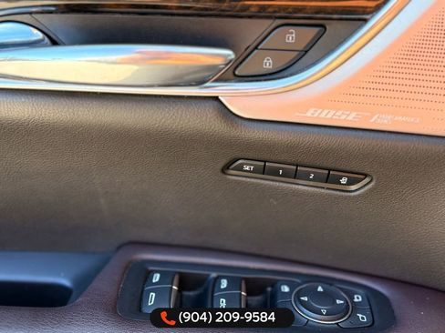 Used 2020 Cadillac XT6 Premium Luxury image 13