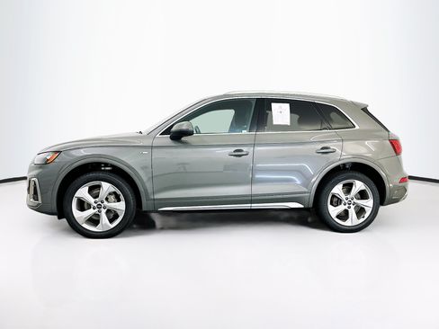 Used 2023 Audi Q5 2.0T Premium Plus w/ Premium Plus Package AWD/4WD image 4