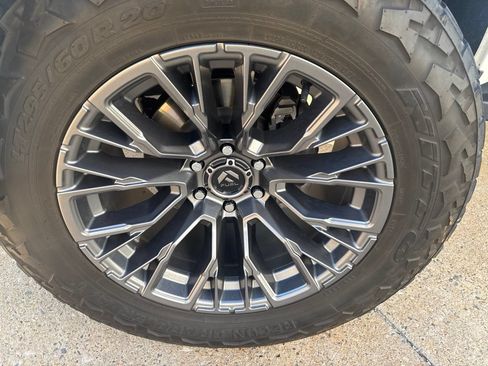 Used 2023 Ford F150 Lariat w/ Equipment Group 502A High AWD/4WD image 3