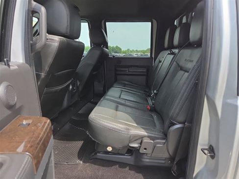 Used 2016 Ford F250 Platinum w/ FX4 Off-Road Package AWD/4WD image 9